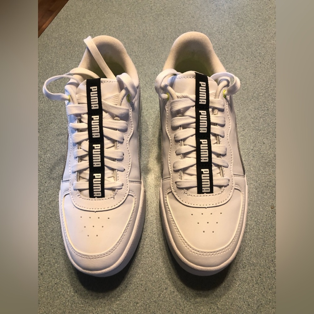 White soft foam puma with neon yellow - Picture 2 of 2